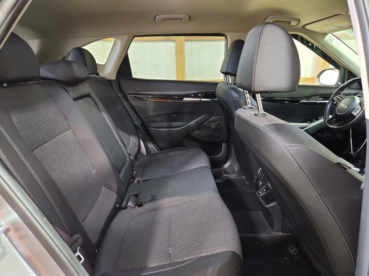 Kia Seltos S