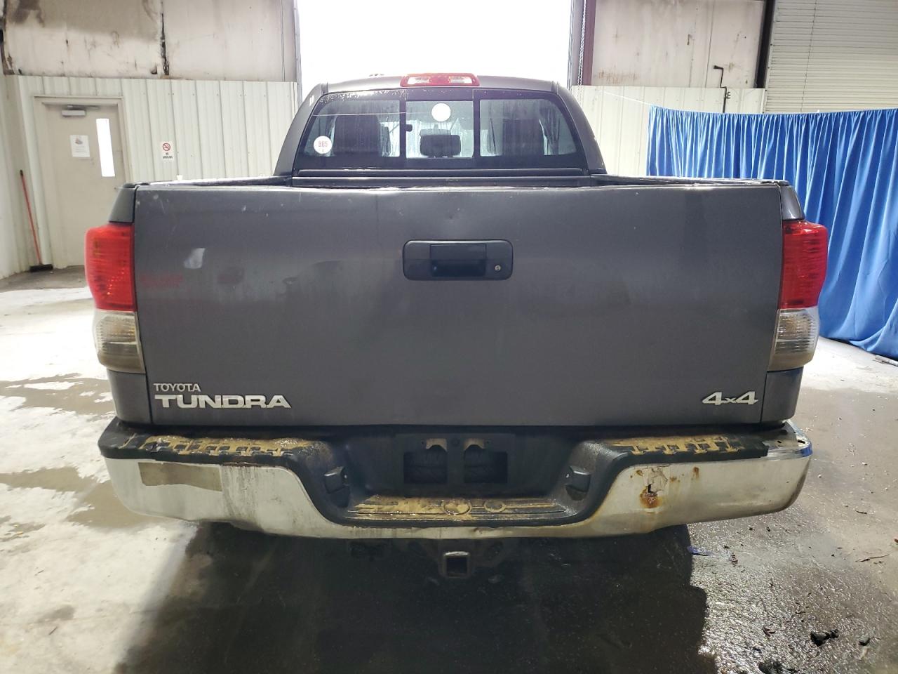 Toyota Tundra Double Cab Sr5