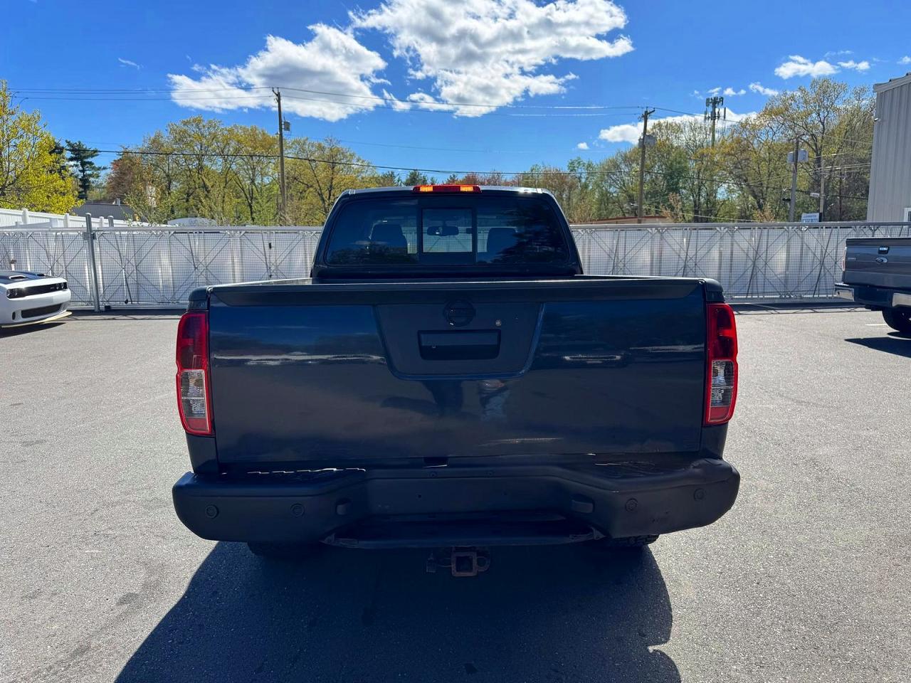 Nissan Frontier Sv V6