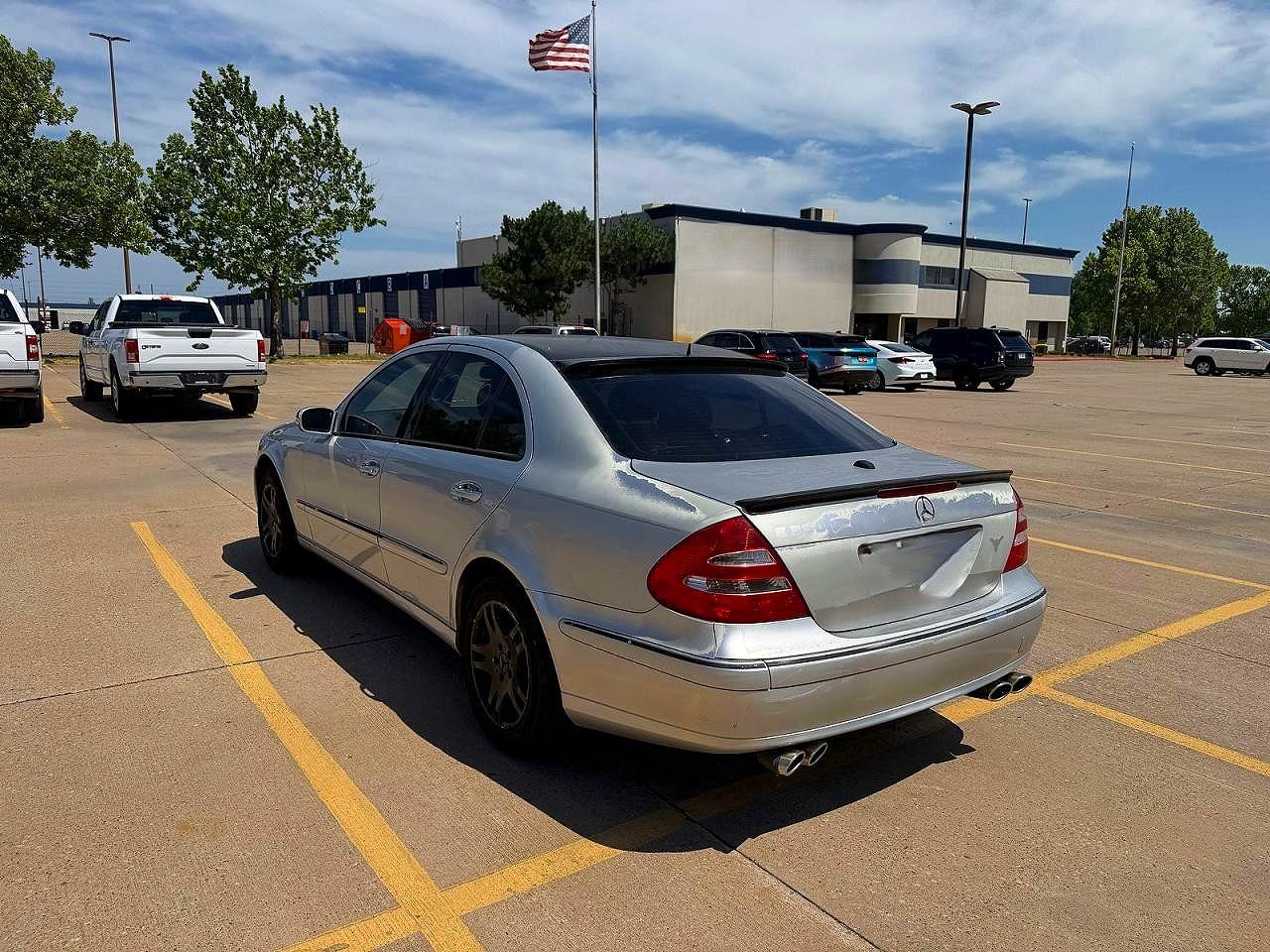 Mercedes-Benz E-Class 350