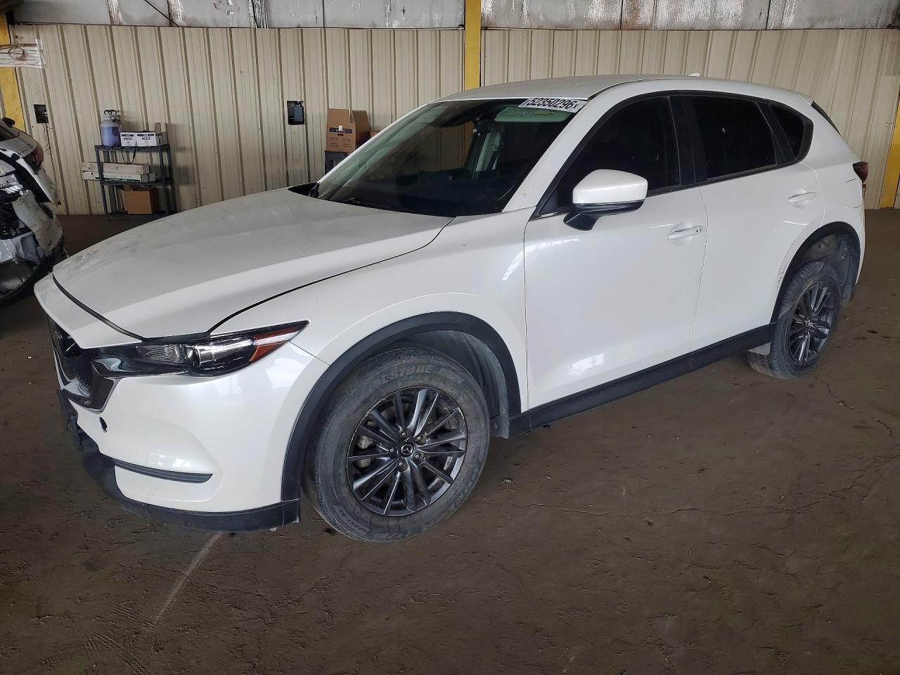 Salvage Mazda Cx Image