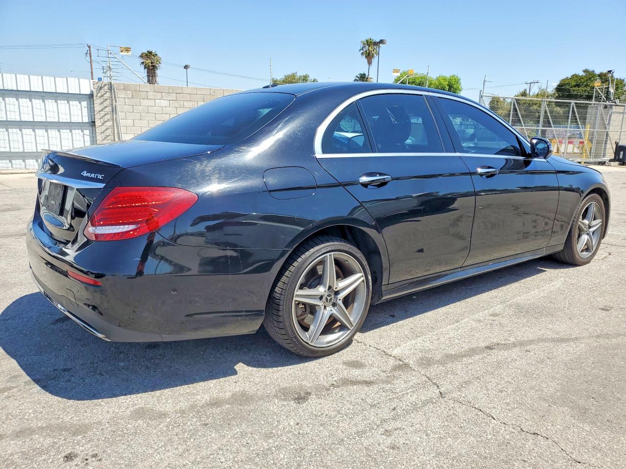 Mercedes-Benz E-Class 450 4matic