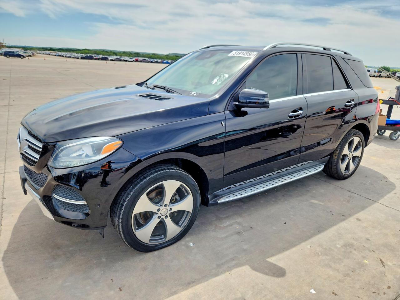 Salvage Mercedes-Benz GLE Image