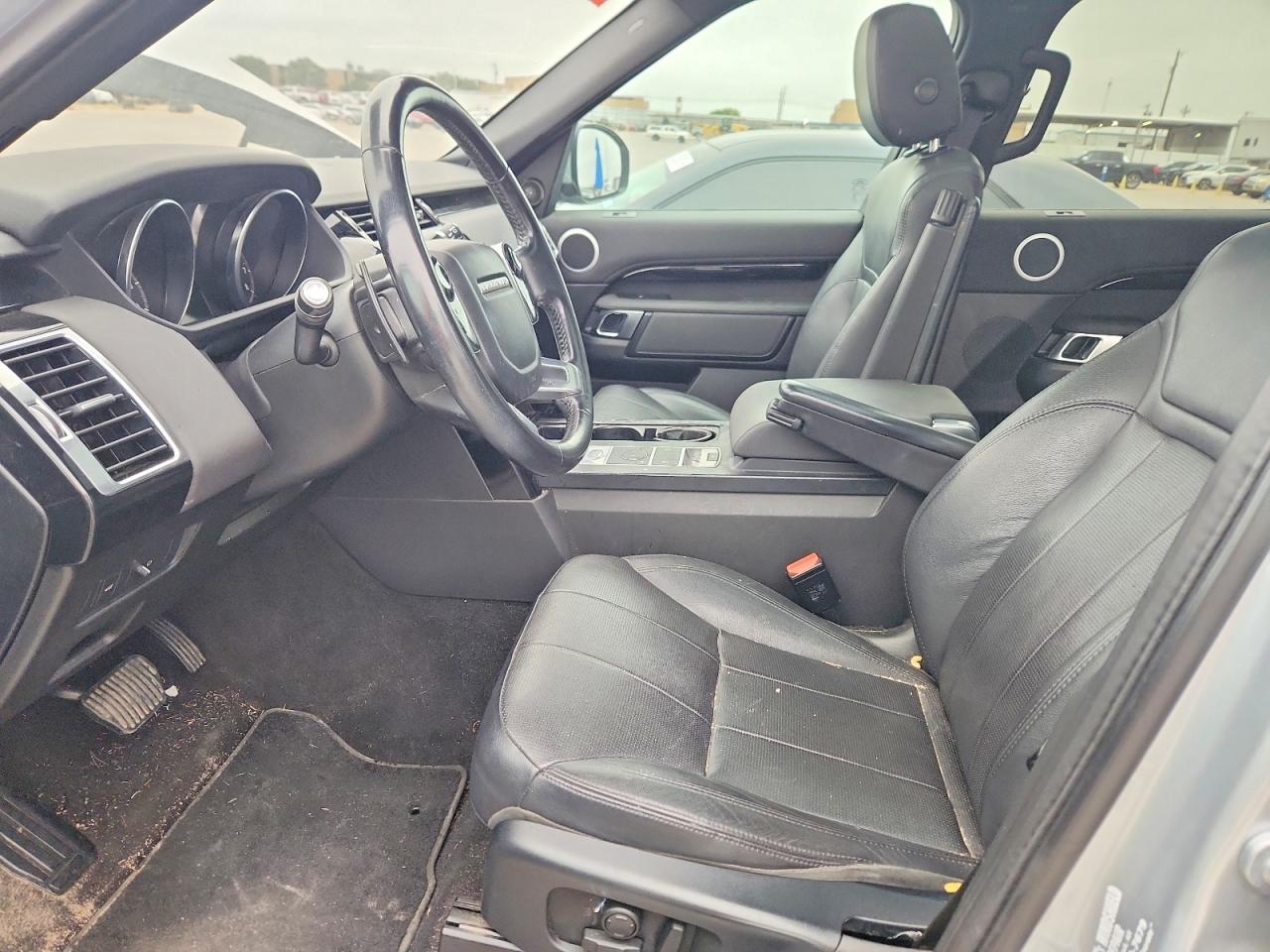 Land Rover Discovery Se