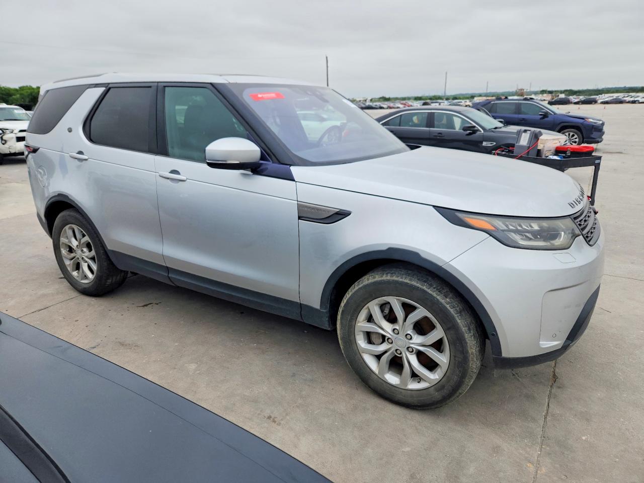 Land Rover Discovery Se