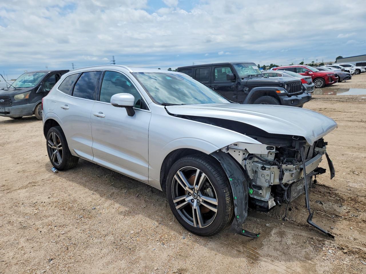 Volvo XC60 T6 Momentum