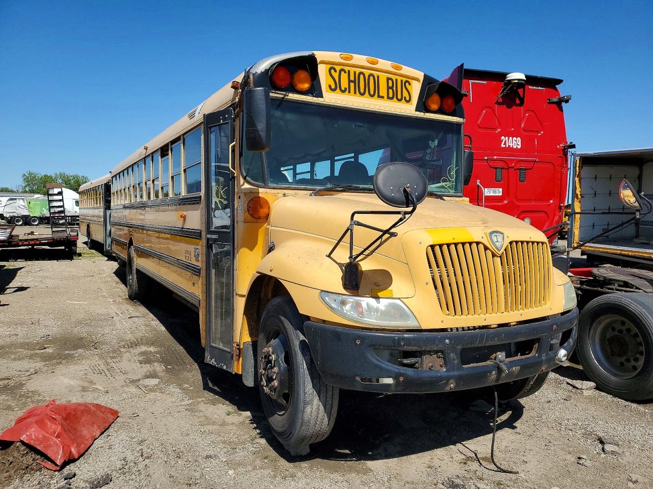 Salvage Ic Bus Other Image