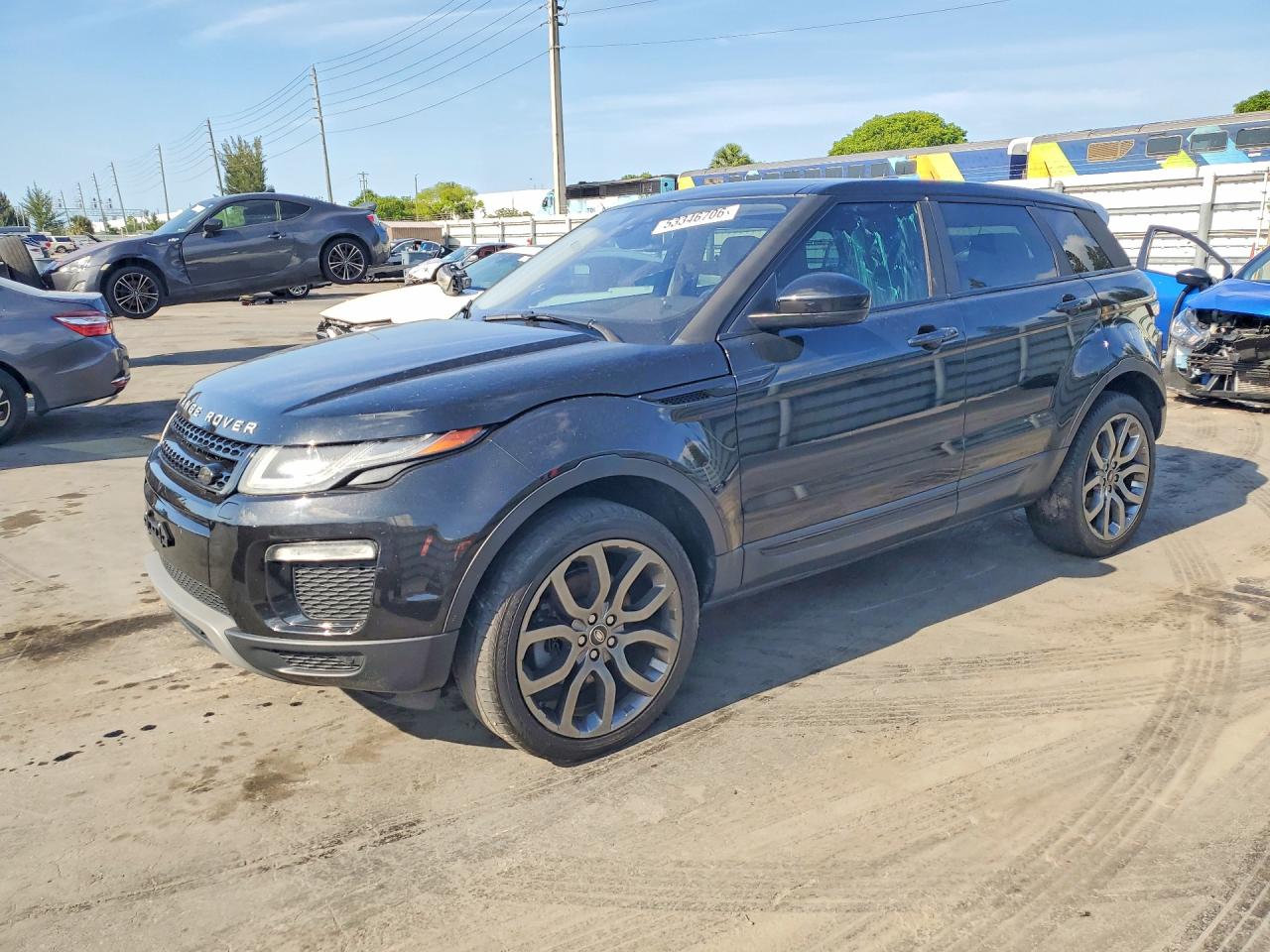 Salvage Land Rover Range Rover Image