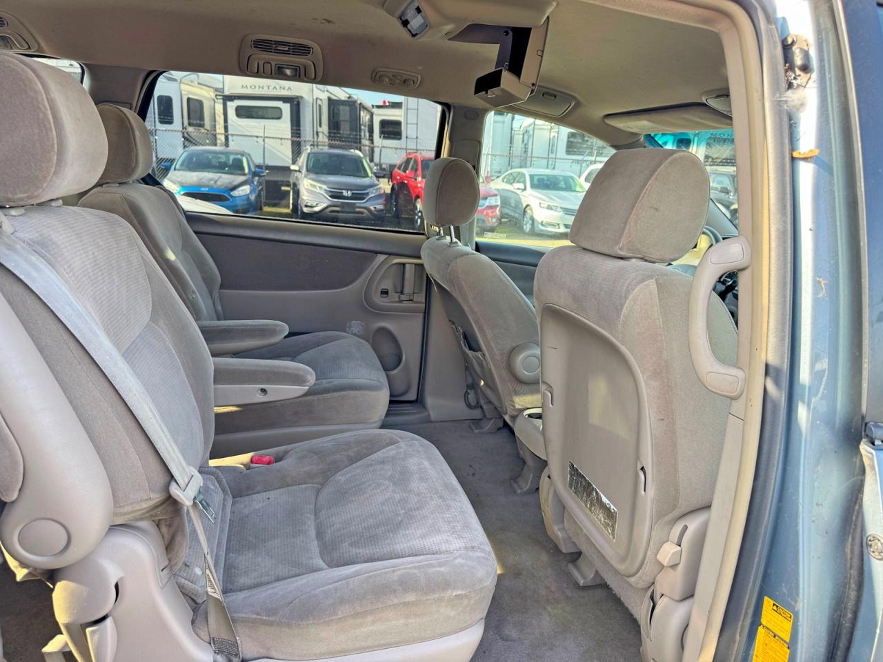 Toyota Sienna Le 7 Passenger