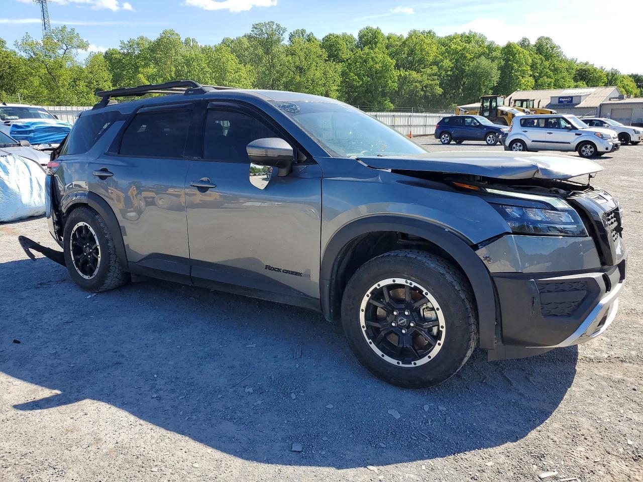 Nissan Pathfinder Rock Creek