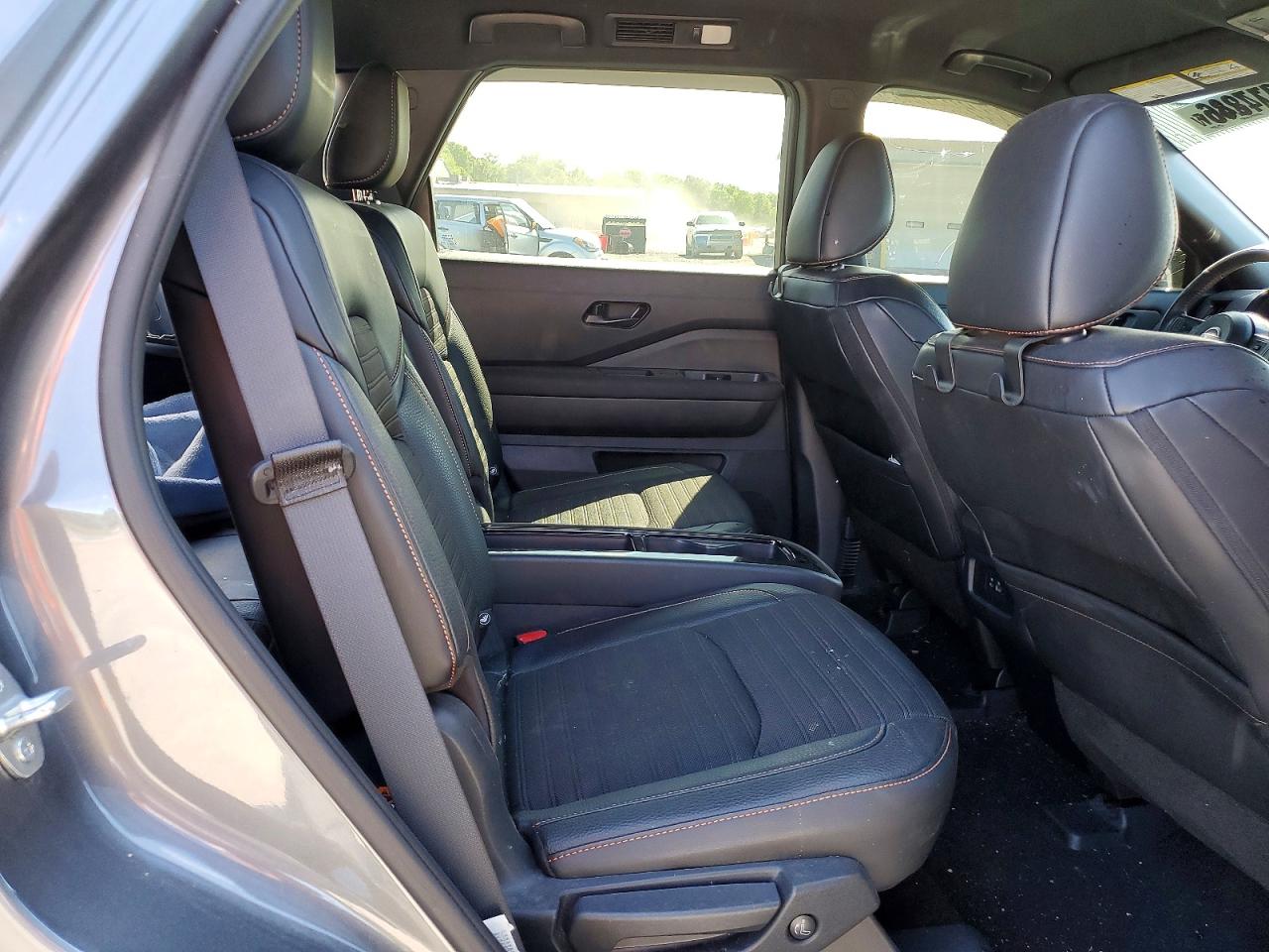 Nissan Pathfinder Rock Creek