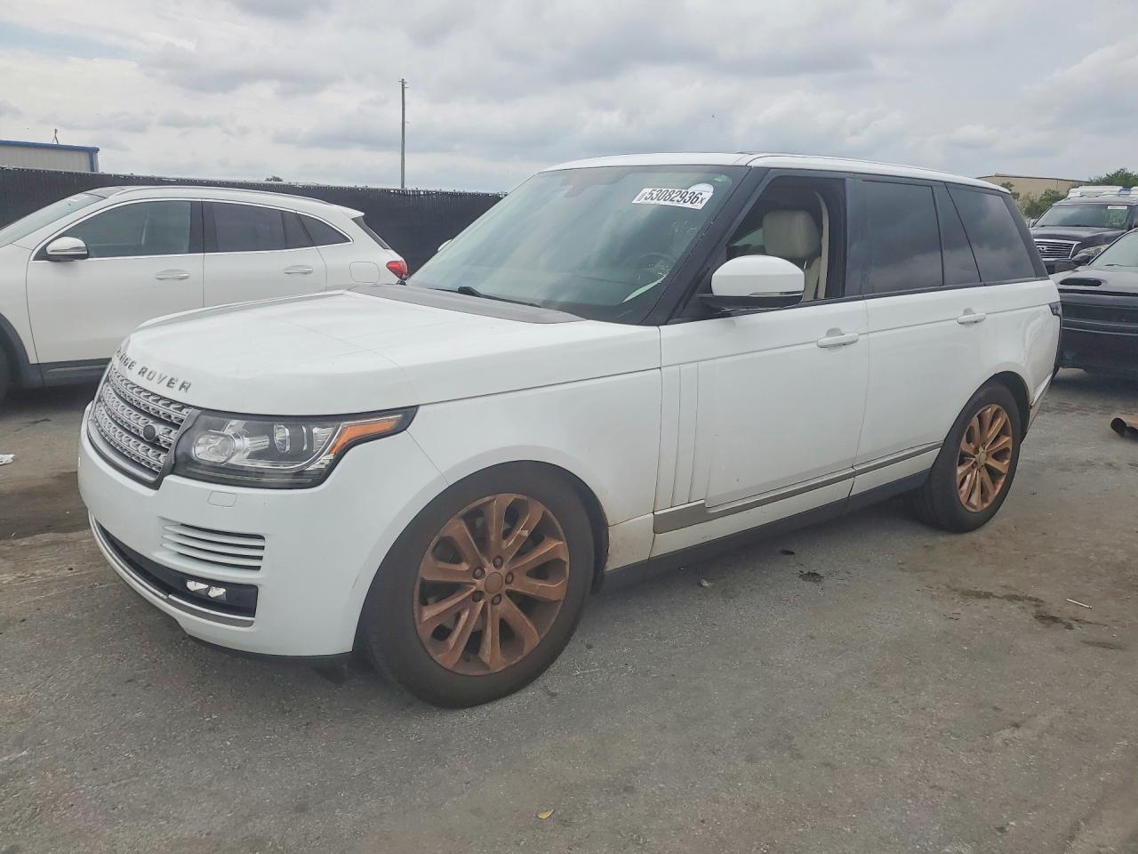 Salvage Land Rover Range Rover Image