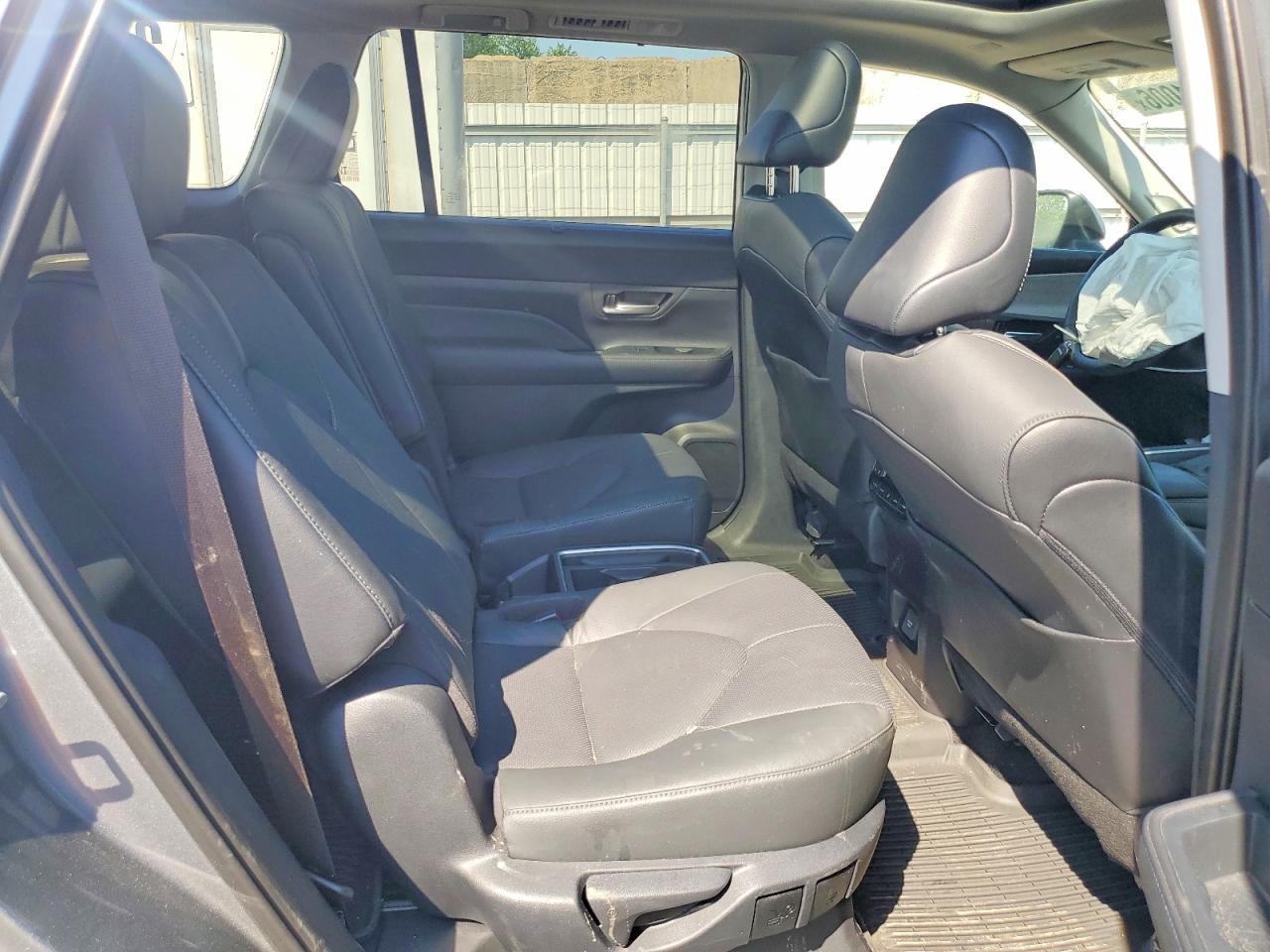 Toyota Grand Highlander Platinum