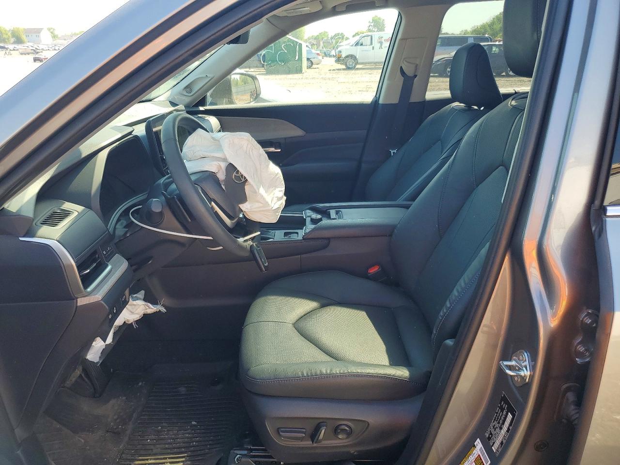 Toyota Grand Highlander Platinum