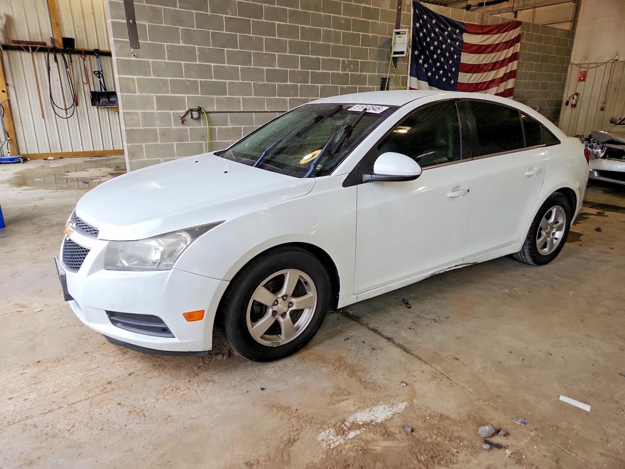 Salvage Chevrolet Cruze Image