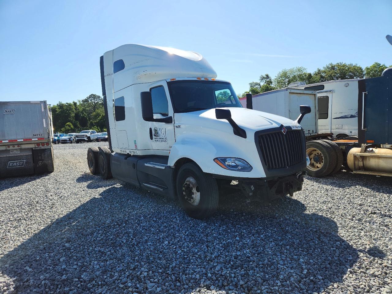 Salvage International Lt625 Image