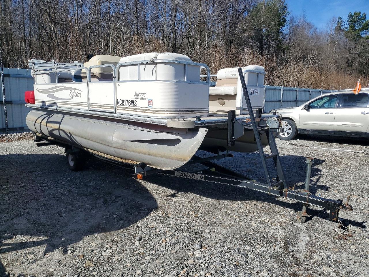 Salvage Sylvan Marine Boat Image