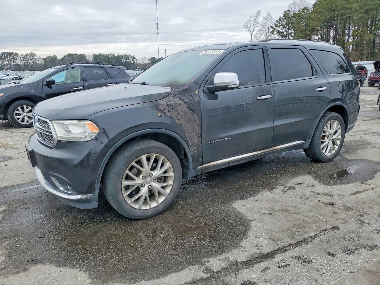 Salvage Dodge Durango Image