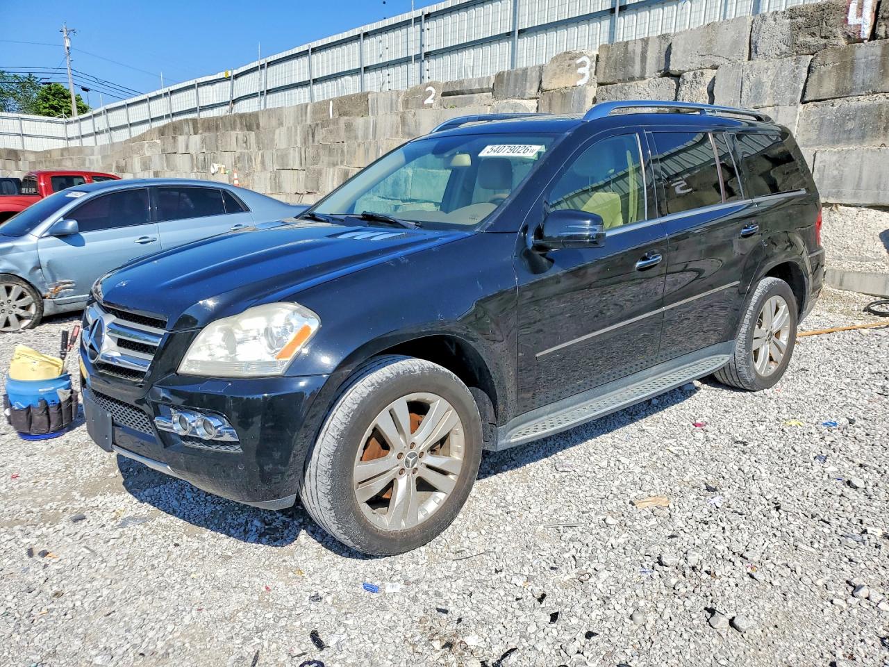 Salvage Mercedes-Benz G-Class Image