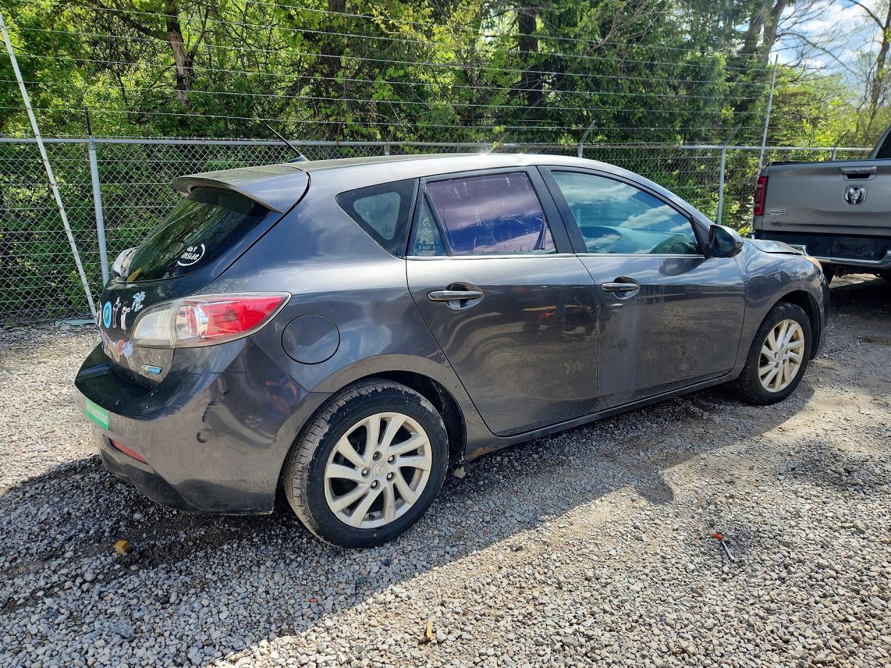 Mazda 3 I