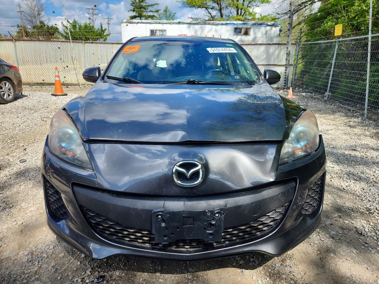 Mazda 3 I