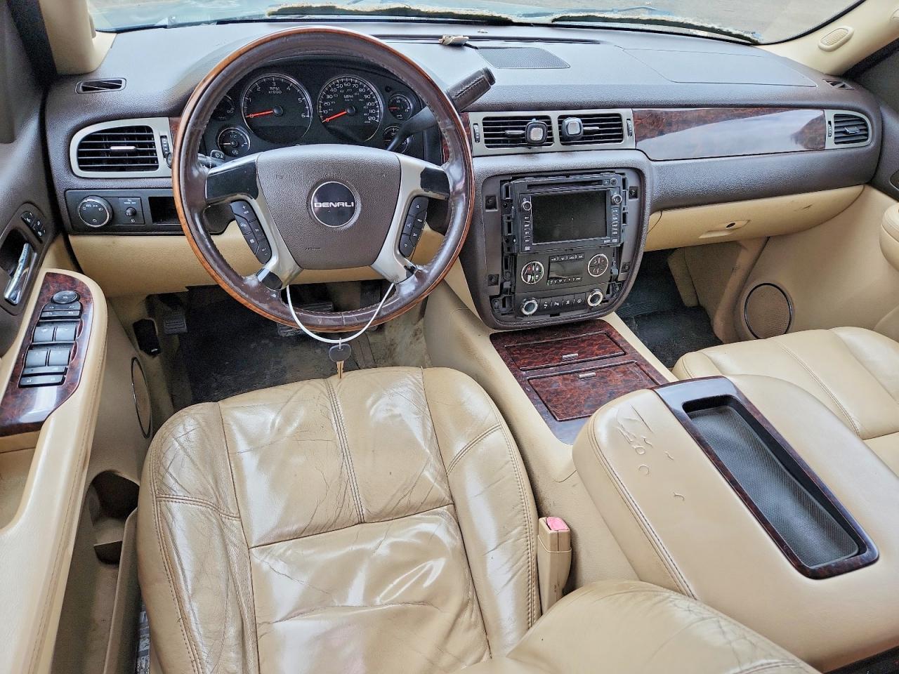GMC Yukon Denali