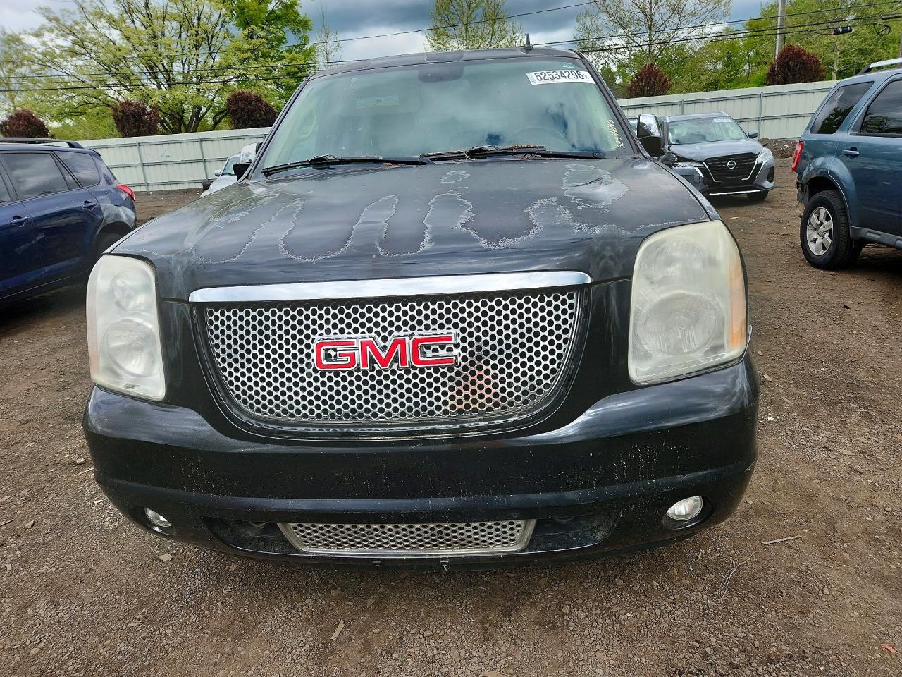 GMC Yukon Denali