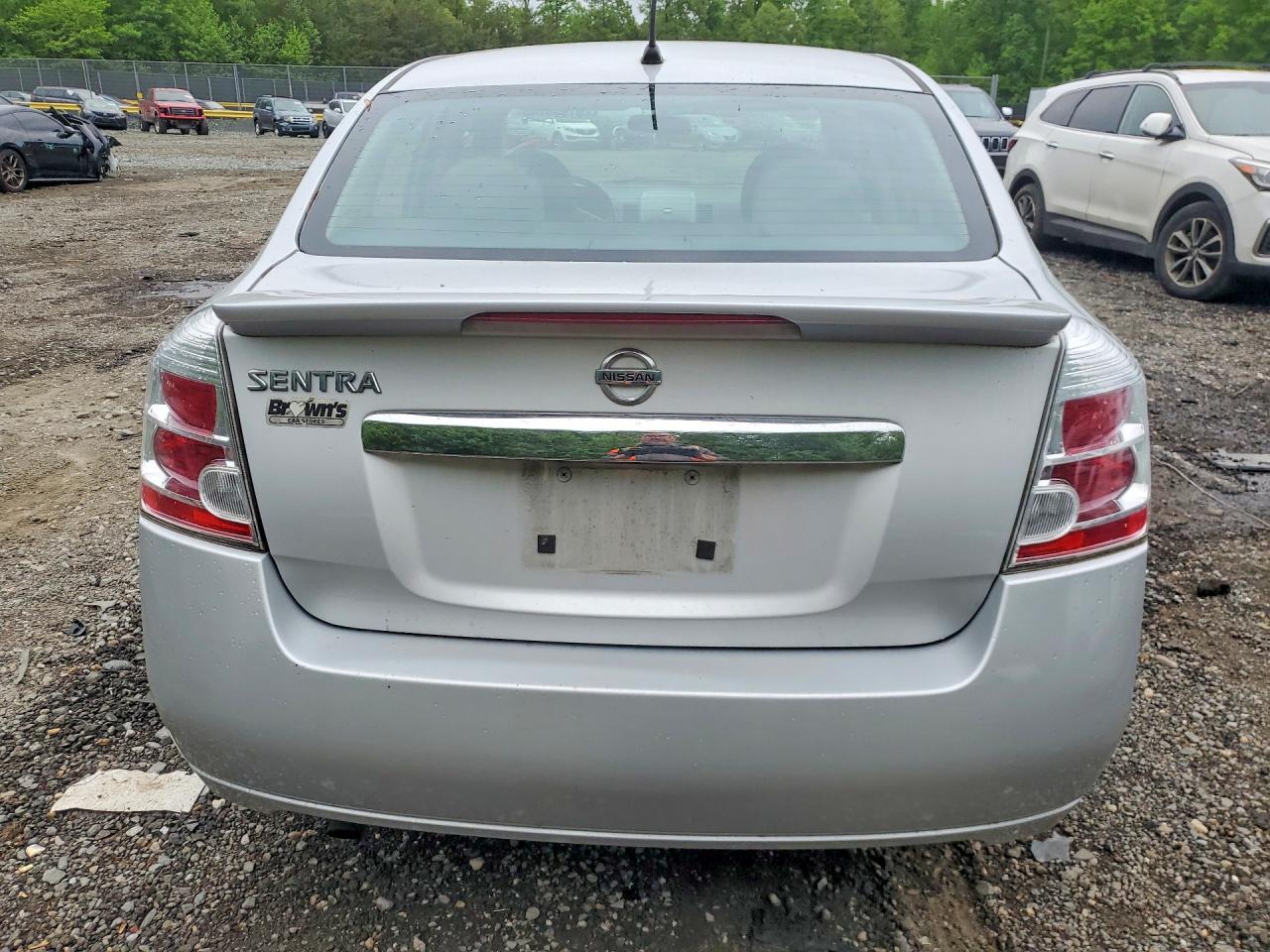 Nissan Sentra 2.0