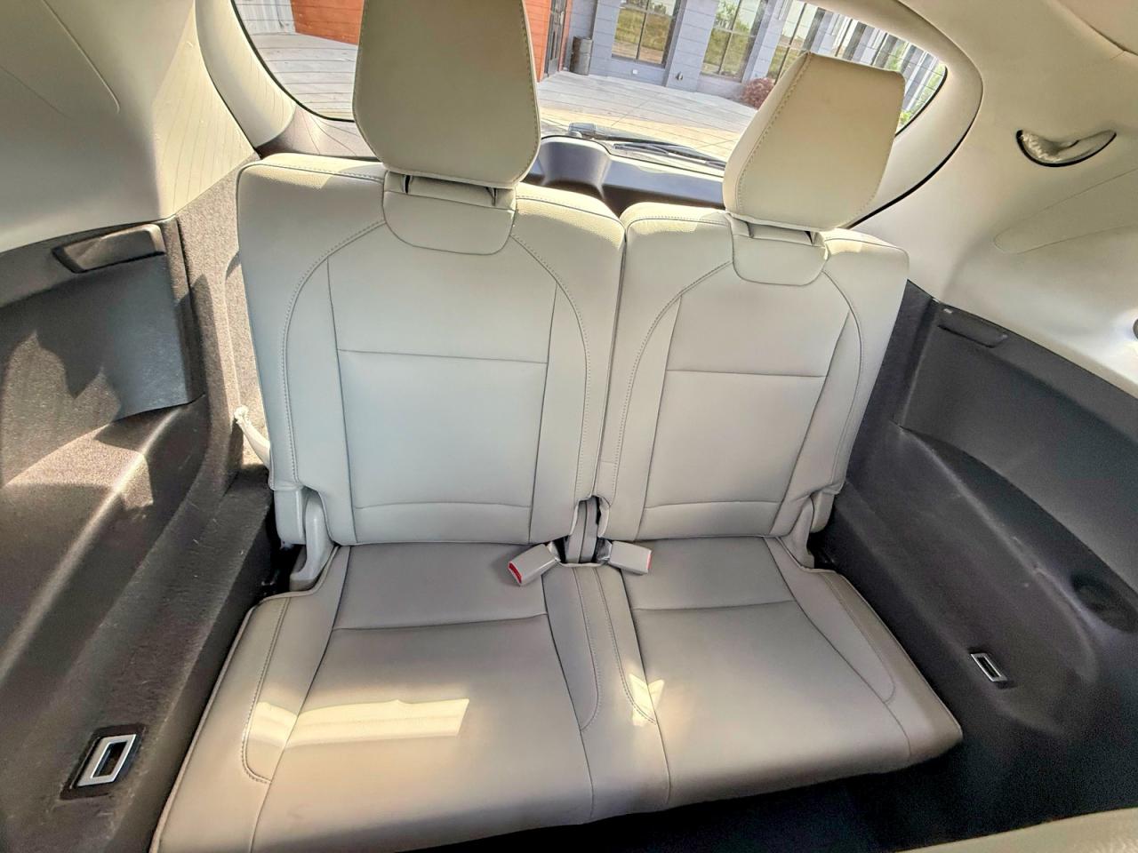 Acura MDX Technology