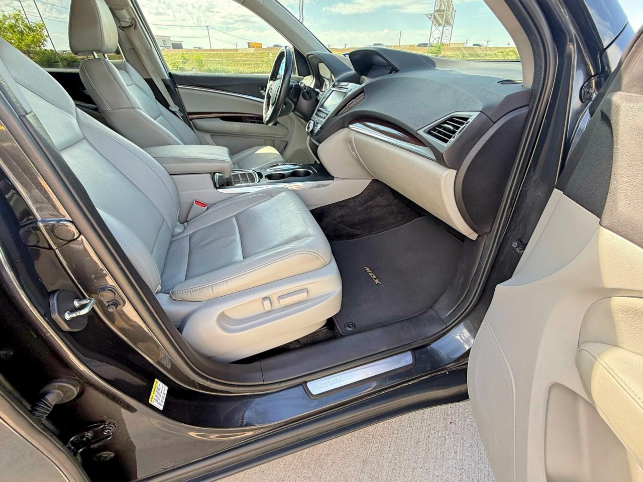 Acura MDX Technology