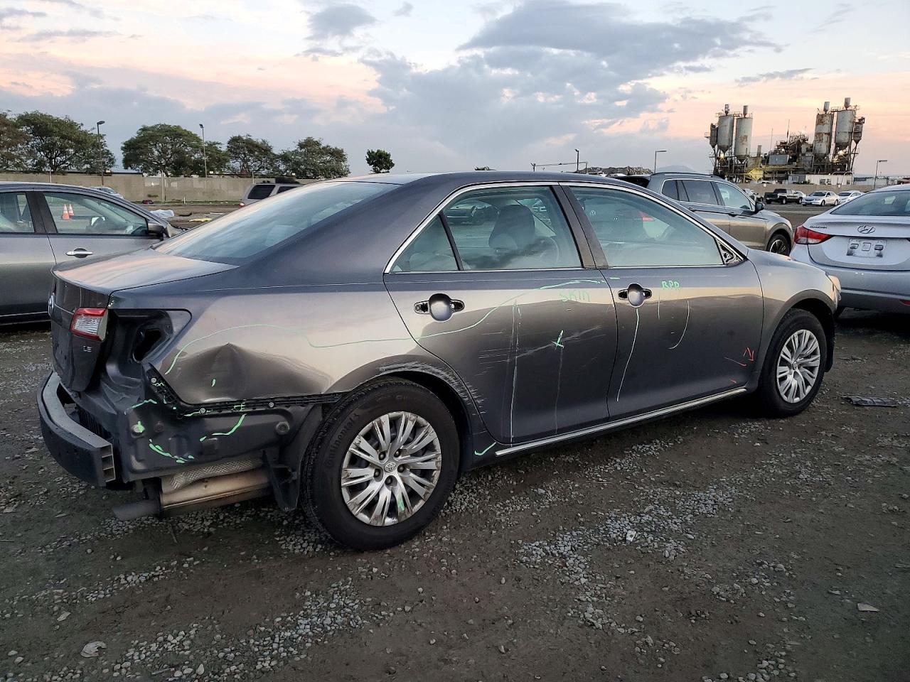 Toyota Camry L