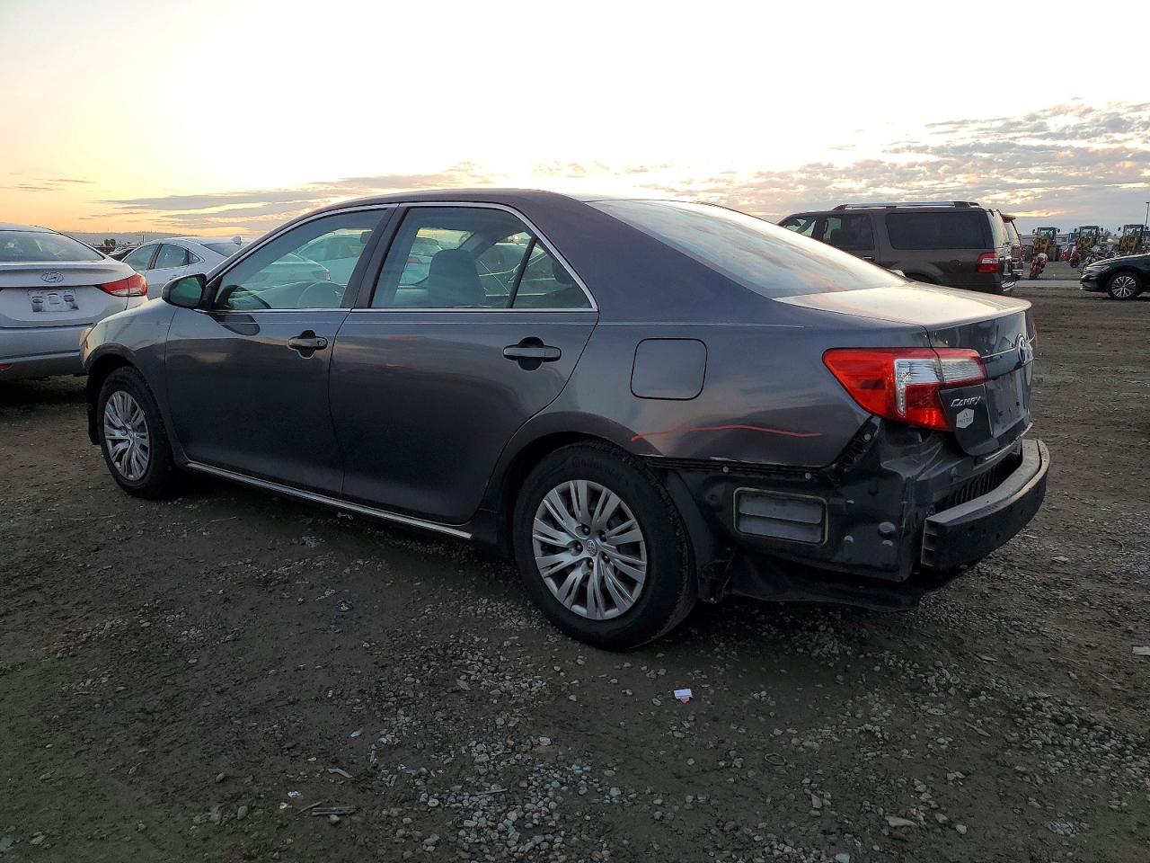 Toyota Camry L