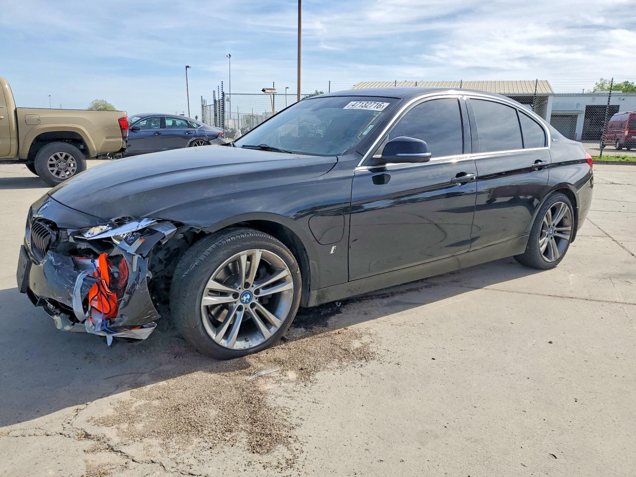 Salvage BMW 3 Series Image