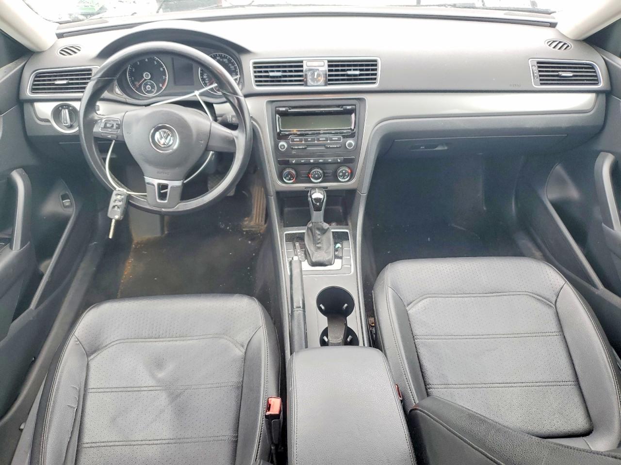 Volkswagen Passat S