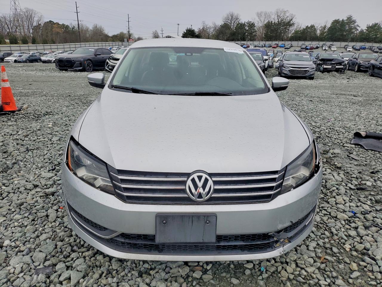 Volkswagen Passat S