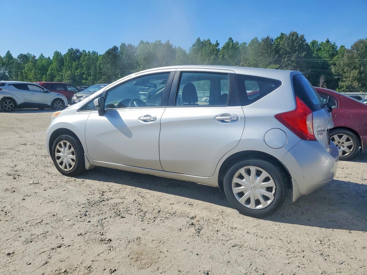 Nissan Versa S Plus