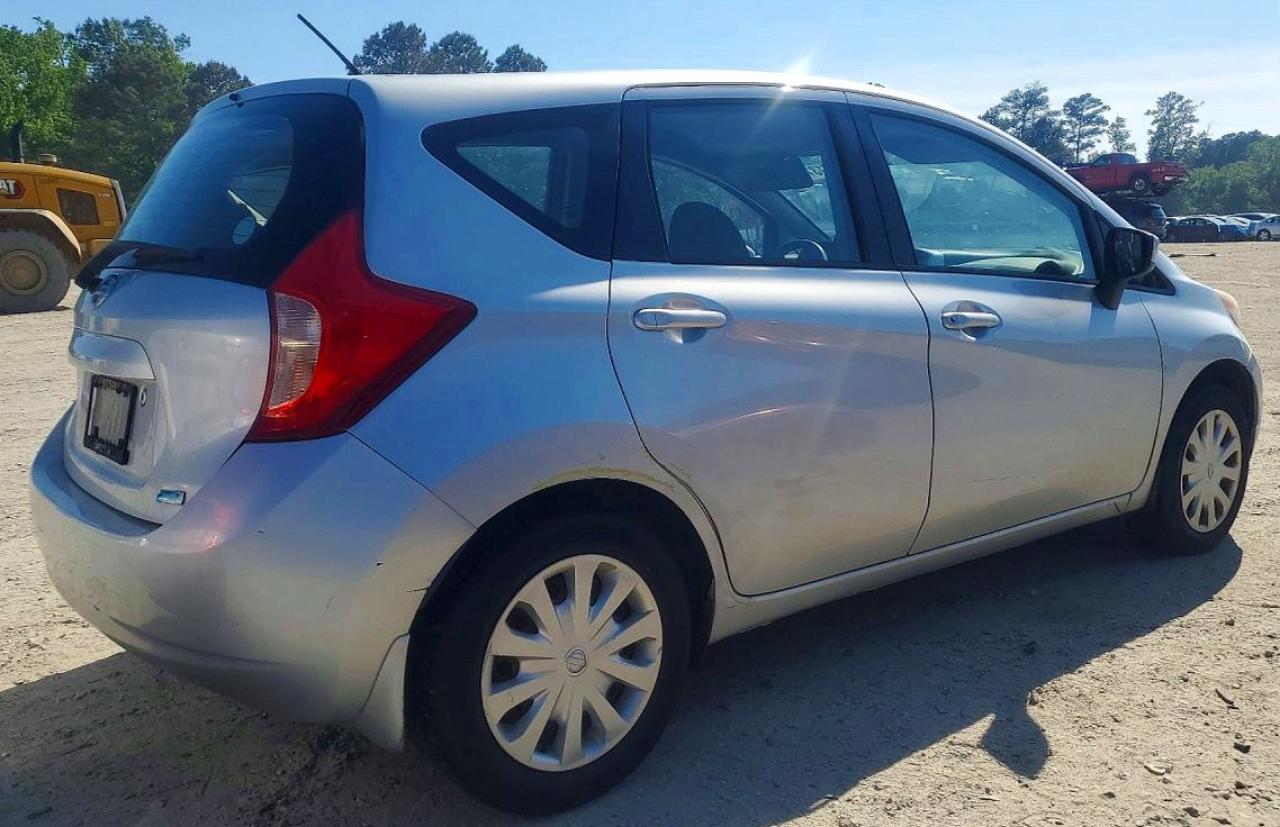 Nissan Versa S Plus