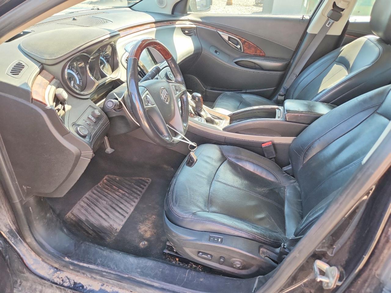 Buick LaCrosse Touring