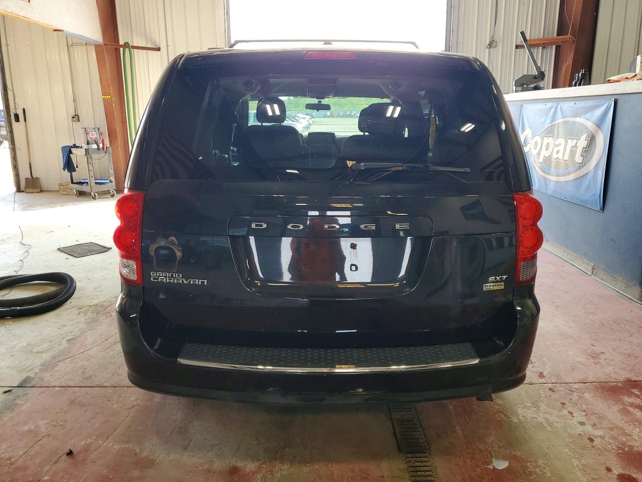 Dodge Caravan Sxt