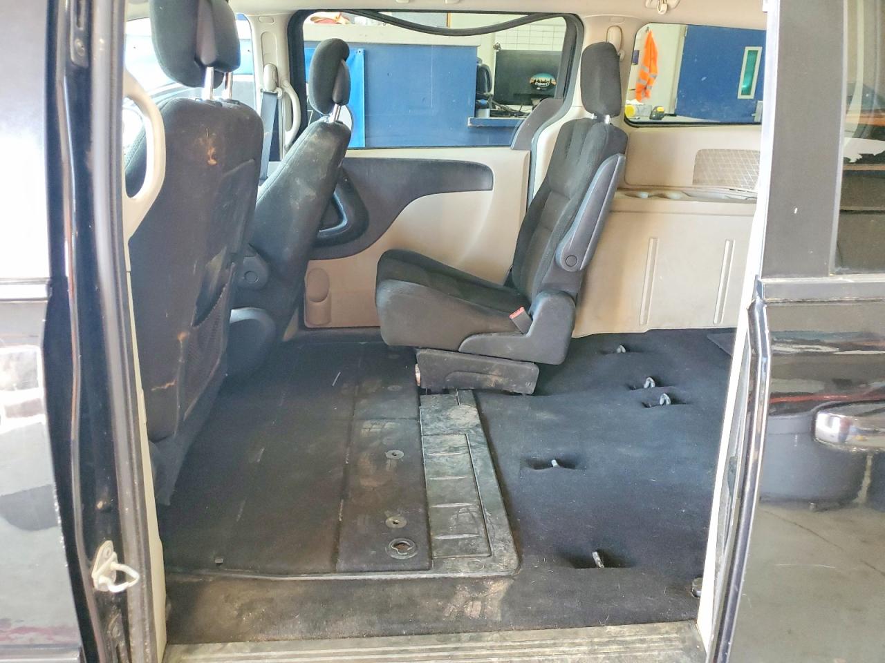 Dodge Caravan Sxt
