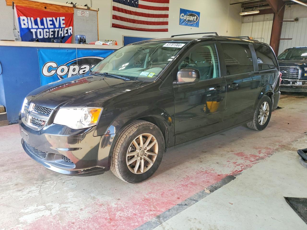 Salvage Dodge Caravan Image