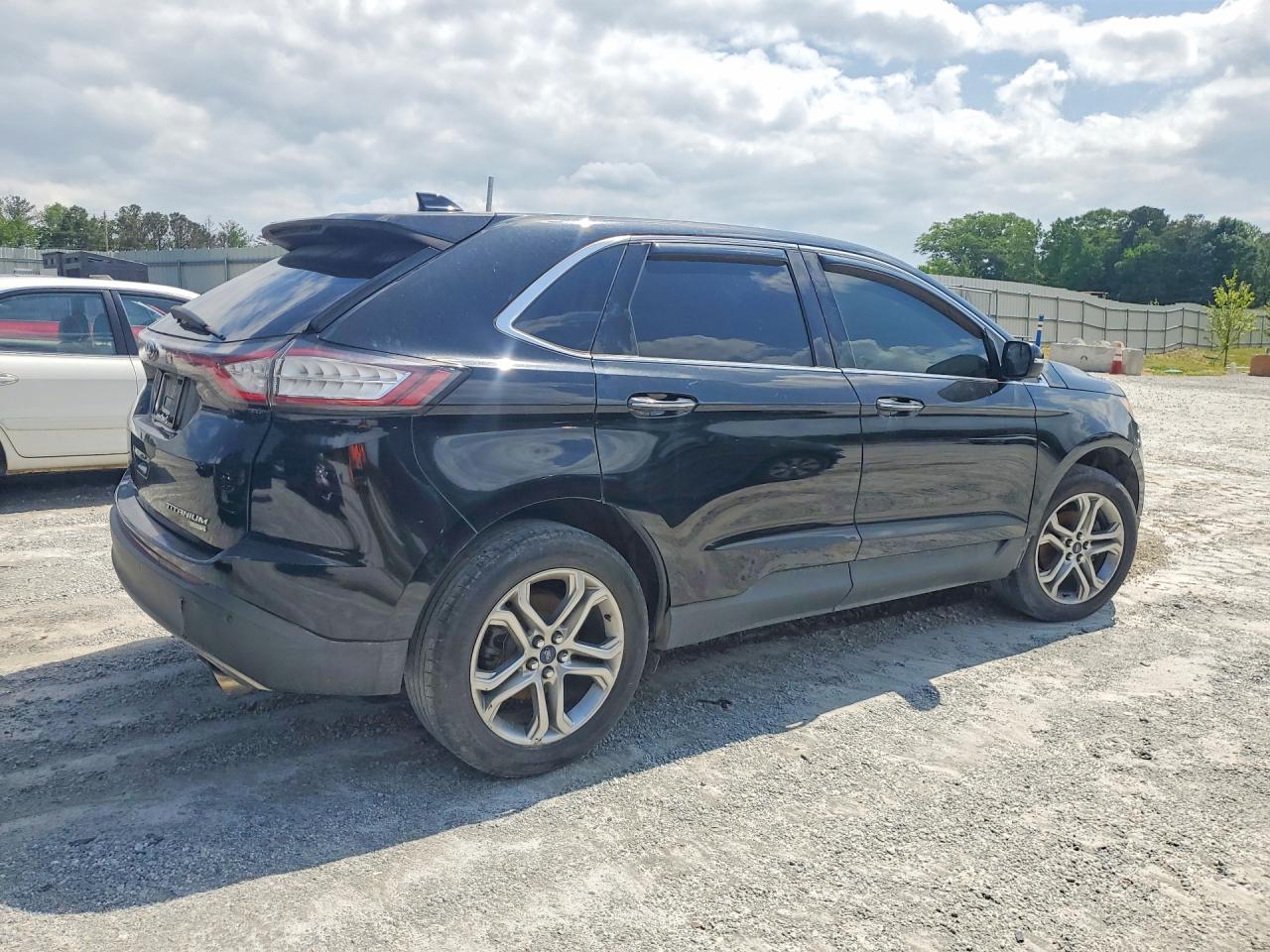 Ford Edge Titanium