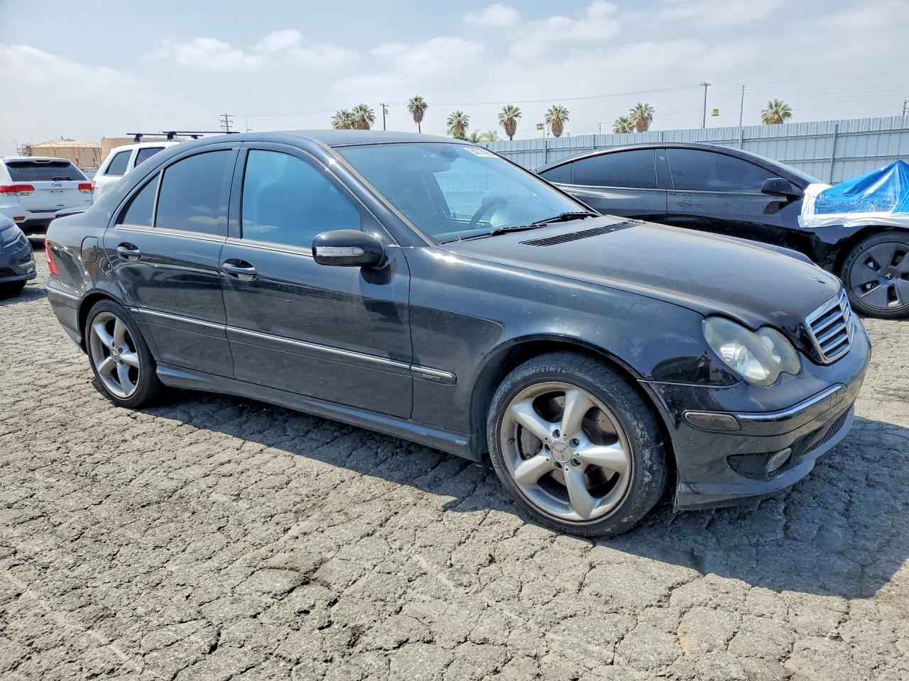 Mercedes-Benz C-Class 230