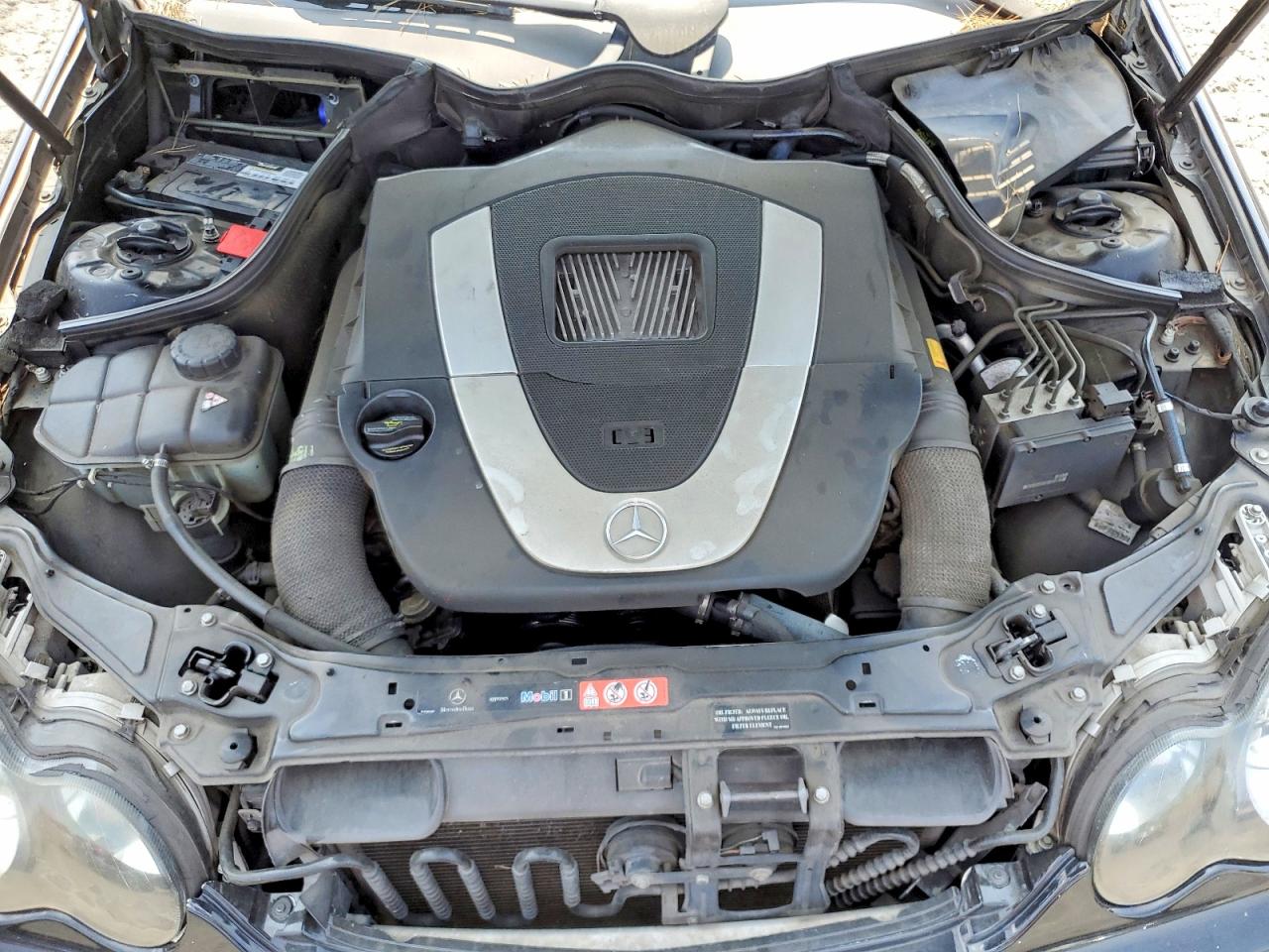 Mercedes-Benz C-Class 230