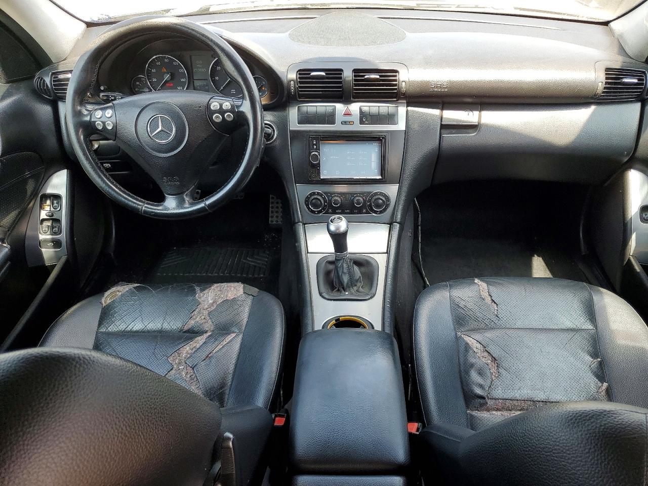 Mercedes-Benz C-Class 230
