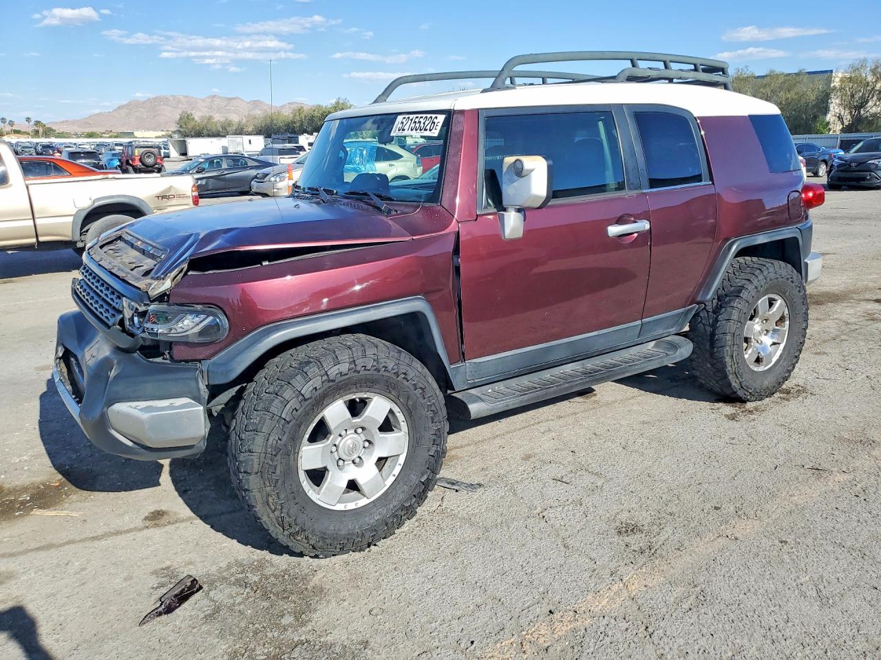Salvage Toyota FJ Cruiser Image