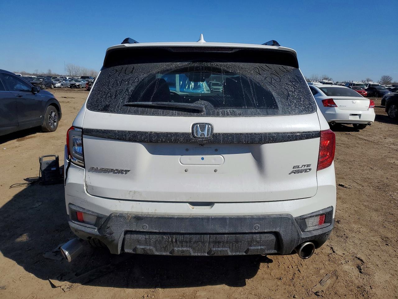 Honda Passport Elite