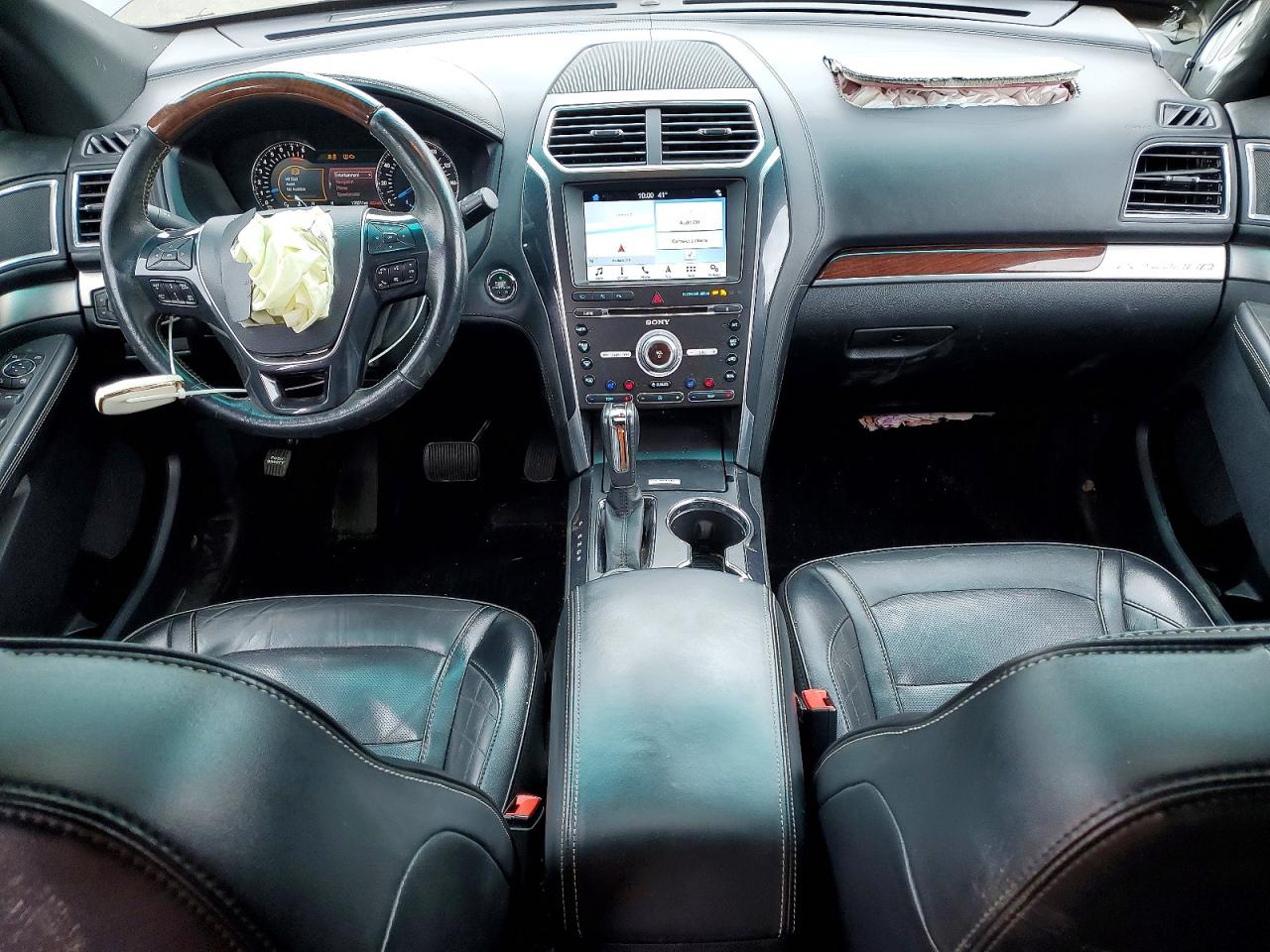 Ford Explorer Platinum