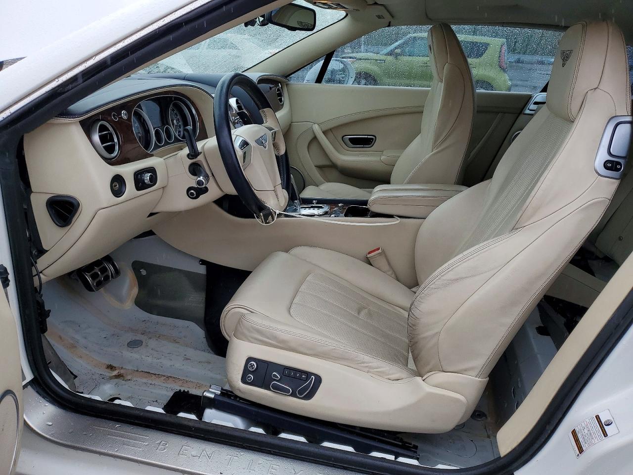 Bentley Continenta Gtc V8
