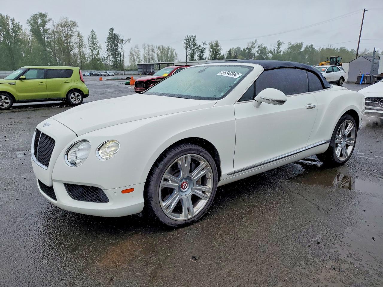Salvage Bentley Continenta Image